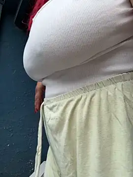 Snapshot of sofy_alone chatting on 03/29/26, 03:01 sofy alone online show from 03/29/26, 03:01