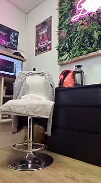 Nathotsexy1 online show from 12/03/24, 09:33