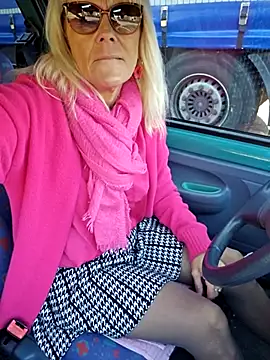 Nathotsexy1 online show from 10/16/25, 07:53