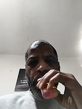 alfiebrown007 online show from 03/04/26, 01:39