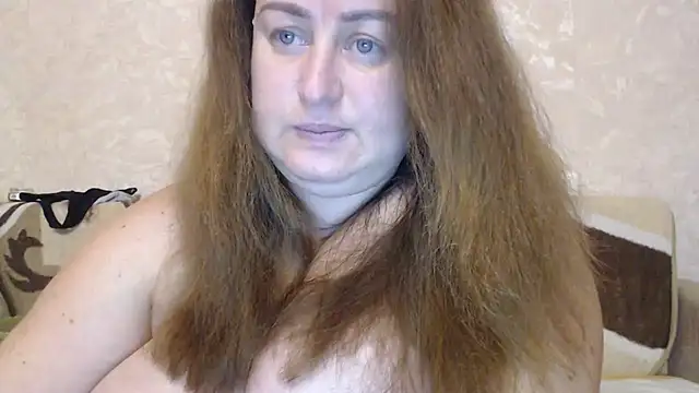 Amy August online show from 10/22/25, 01:11