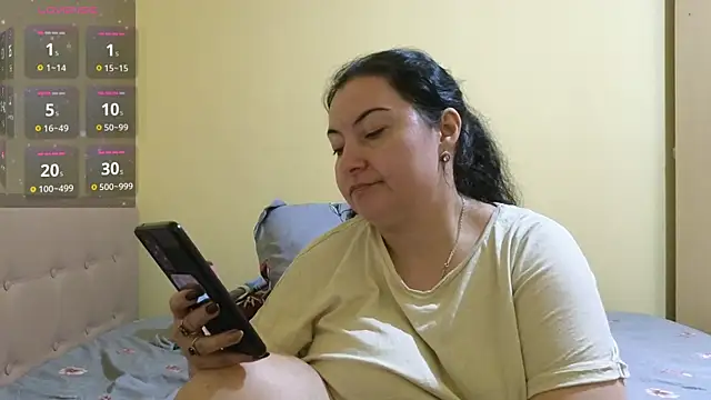 BBW MILF 4U online show from 02/07/25, 11:01