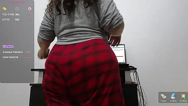 BBW MILF 4U online show from 11/21/25, 03:00