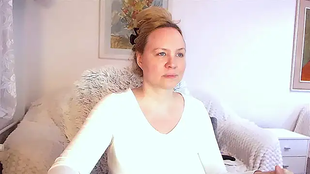 Sarah4you online show from 12/16/24, 09:41