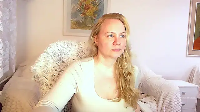 Sarah4you online show from 12/20/24, 05:18