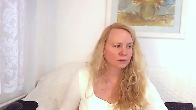 Sarah4you online show from 12/26/24, 12:36