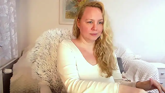 Sarah4you online show from 01/02/25, 12:34