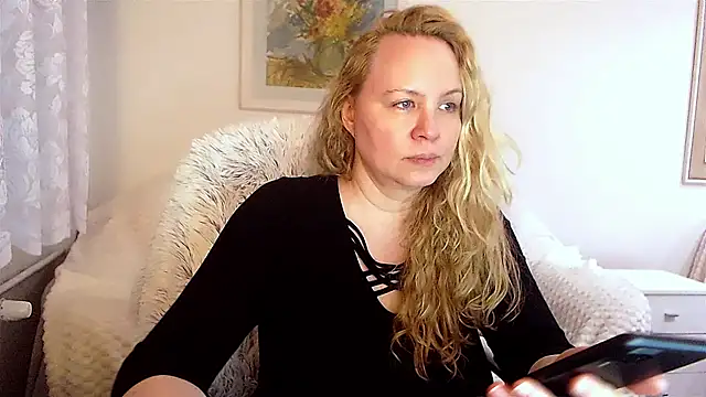 Sarah4you online show from 01/03/25, 09:36