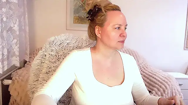 Sarah4you online show from 01/11/25, 09:36
