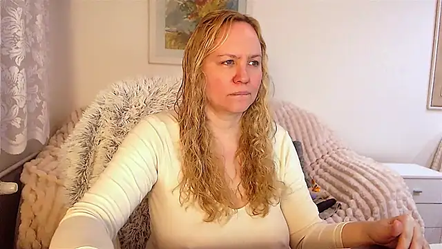 Sarah4you online show from 01/12/25, 04:08