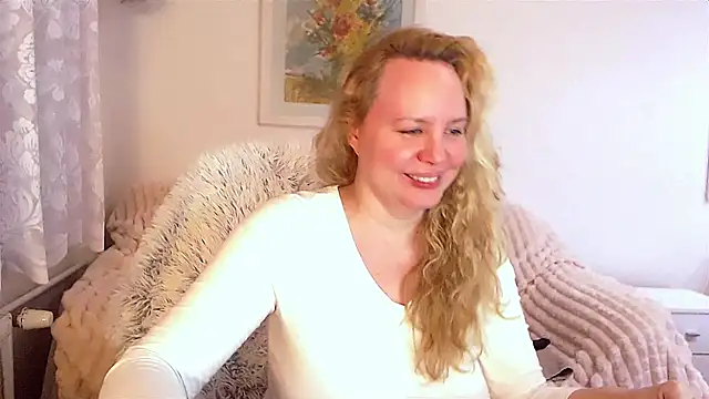Sarah4you online show from 01/14/25, 09:20