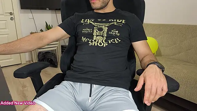 Emre Ty online show from 09/18/25, 05:26