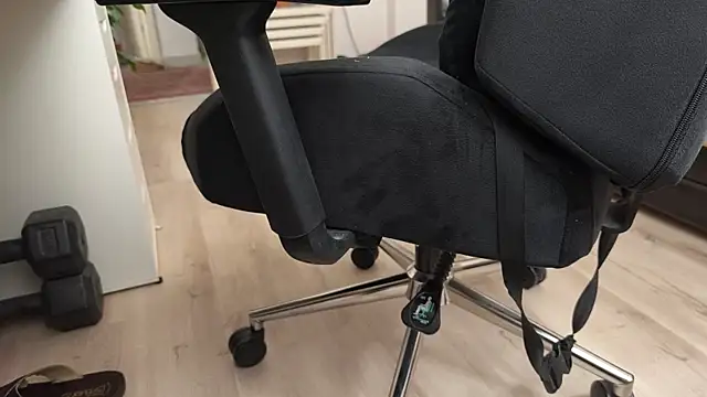 Emre Ty online show from 10/12/25, 07:40