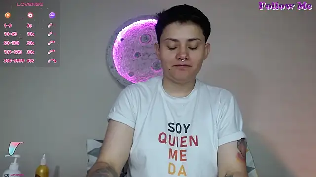 girl intense444 online show from 12/03/24, 04:17