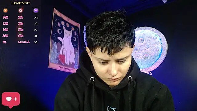 girl intense444 online show from 11/24/25, 01:00