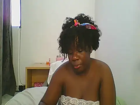 Deliciousgal online show from 12/20/24, 09:32