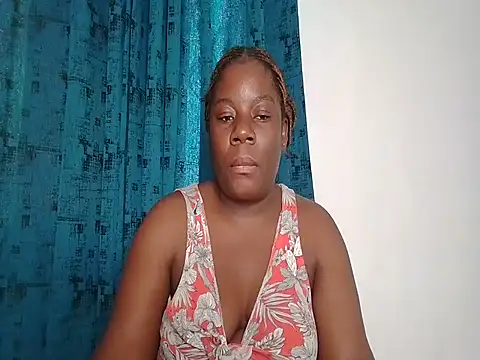 Snapshot of Deliciousgal chatting on 09/30/25, 02:11 Deliciousgal online show from 09/30/25, 02:11