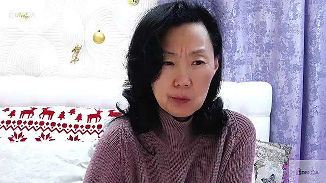 Asian legs online show from 01/13/25, 09:41