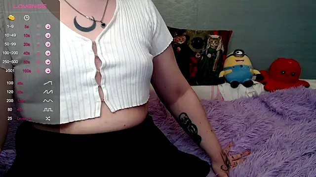 Snapshot of ivamayy chatting on 01/16/25, 12:31 ivamayy online show from 01/16/25, 12:31