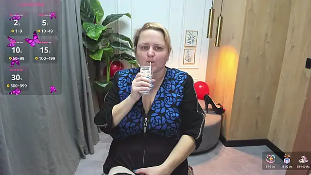 ScarlettSoft online show from 10/31/25, 05:41