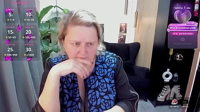 ScarlettSoft online show from 07/11/26, 05:54