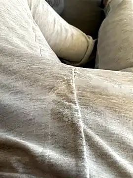 Snapshot of geilmeisje98 chatting on 11/02/25, 08:06 geilmeisje98 online show from 11/02/25, 08:06