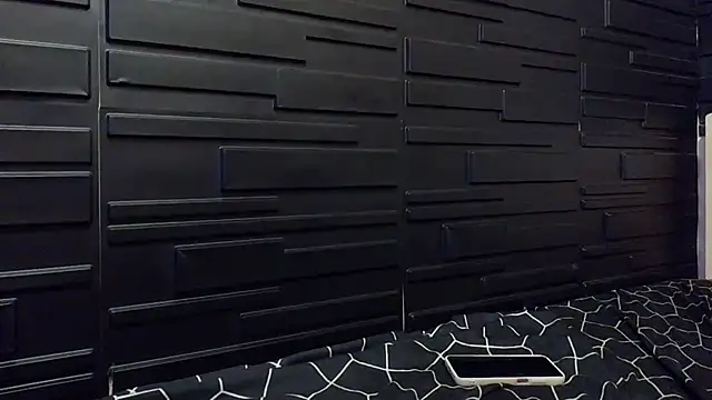 Snapshot of KrikaCat chatting on 12/16/25, 12:10 KrikaCat online show from 12/16/25, 12:10