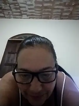Snapshot of catdool chatting on 02/11/25, 10:07 catdool online show from 02/11/25, 10:07