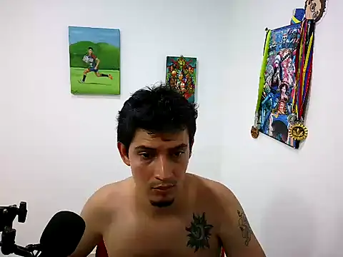 Snapshot of MonkeyDSanti chatting on 06/26/26, 06:45 MonkeyDSanti online show from 06/26/26, 06:45