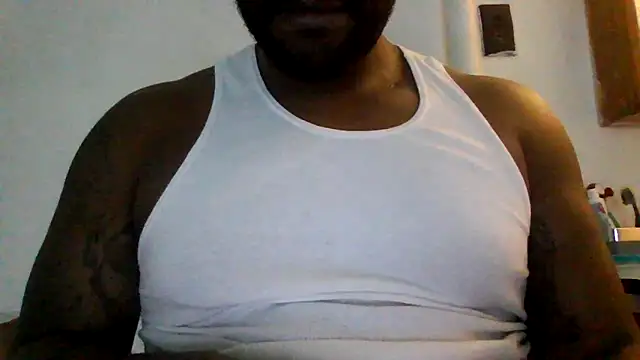 Snapshot of ReeferMadness59 chatting on 10/11/25, 11:42 ReeferMadness59 online show from 10/11/25, 11:42