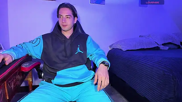 Alex smith00 online show from 09/18/25, 02:02