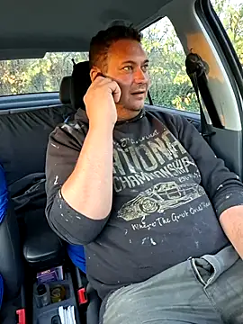 Snapshot of nemes2 chatting on 11/05/25, 03:12 nemes2 online show from 11/05/25, 03:12