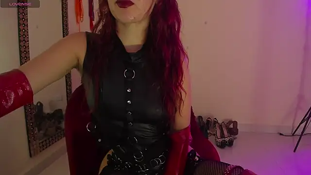 Snapshot of Cristina__Smith chatting on 02/06/25, 05:19 Cristina Smith online show from 02/06/25, 05:19