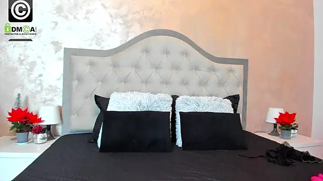 JennaMyers online show from 12/20/24, 08:34