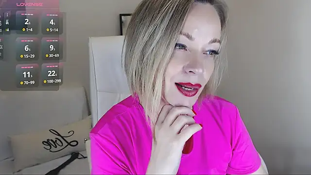 Tilly Eliot online show from 01/10/25, 03:58