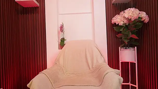 MaddyWattson online show from 10/25/25, 11:40