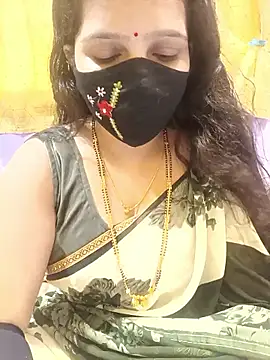 Snapshot of Rising_Smiler chatting on 09/24/25, 09:12 Rising Smiler online show from 09/24/25, 09:12