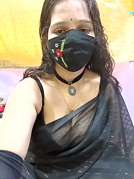 Snapshot of Rising_Smiler chatting on 10/01/25, 09:59 Rising Smiler online show from 10/01/25, 09:59