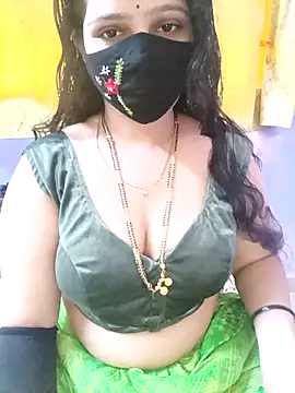 Snapshot of Rising_Smiler chatting on 10/30/25, 10:27 Rising Smiler online show from 10/30/25, 10:27