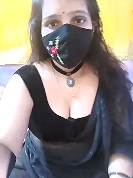 Snapshot of Rising_Smiler chatting on 11/01/25, 05:53 Rising Smiler online show from 11/01/25, 05:53