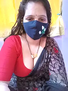 Snapshot of Rising_Smiler chatting on 11/20/25, 08:47 Rising Smiler online show from 11/20/25, 08:47