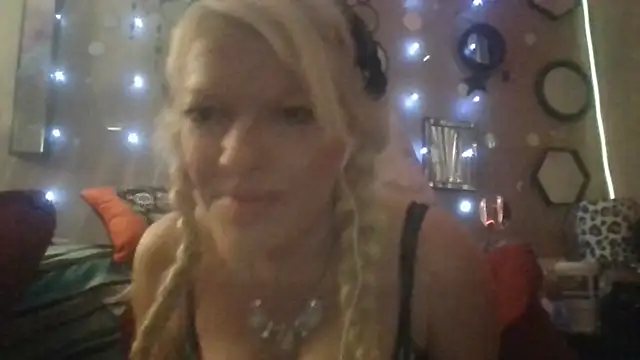 marilyn420 online show from 08/06/26, 11:45
