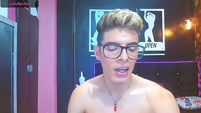 angel sexyevil online show from 12/09/24, 12:30