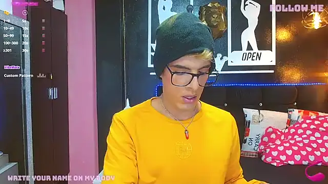angel sexyevil online show from 12/19/24, 12:23
