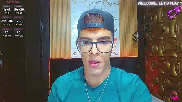 Snapshot of angel_sexyevil chatting on 10/03/25, 12:24 angel sexyevil online show from 10/03/25, 12:24