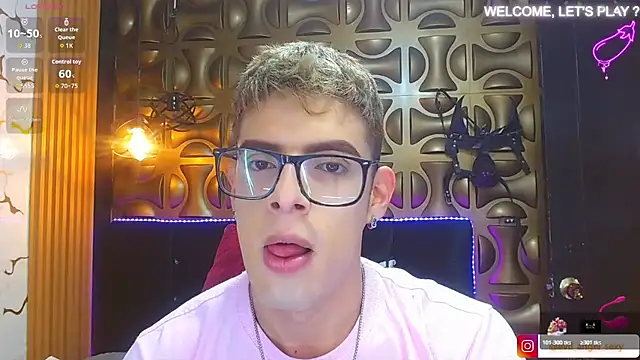 Snapshot of angel_sexyevil chatting on 11/10/25, 12:26 angel sexyevil online show from 11/10/25, 12:26