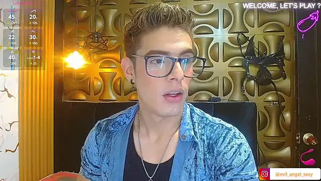 Snapshot of angel_sexyevil chatting on 11/22/25, 12:37 angel sexyevil online show from 11/22/25, 12:37