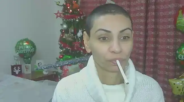 hotSANDRA STARR online show from 12/17/24, 07:26