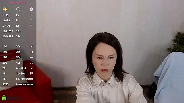 VickyGolden online show from 11/19/25, 04:56