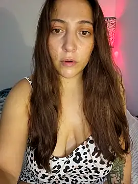 Snapshot of VickyHoult chatting on 09/14/25, 09:47 VickyHoult online show from 09/14/25, 09:47